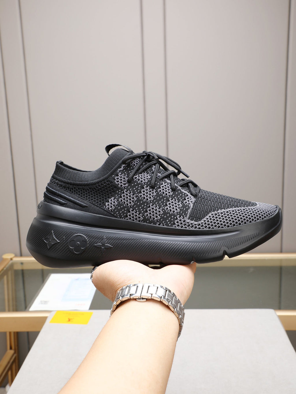 Shape embossed patchwork pattern shoe lace up series