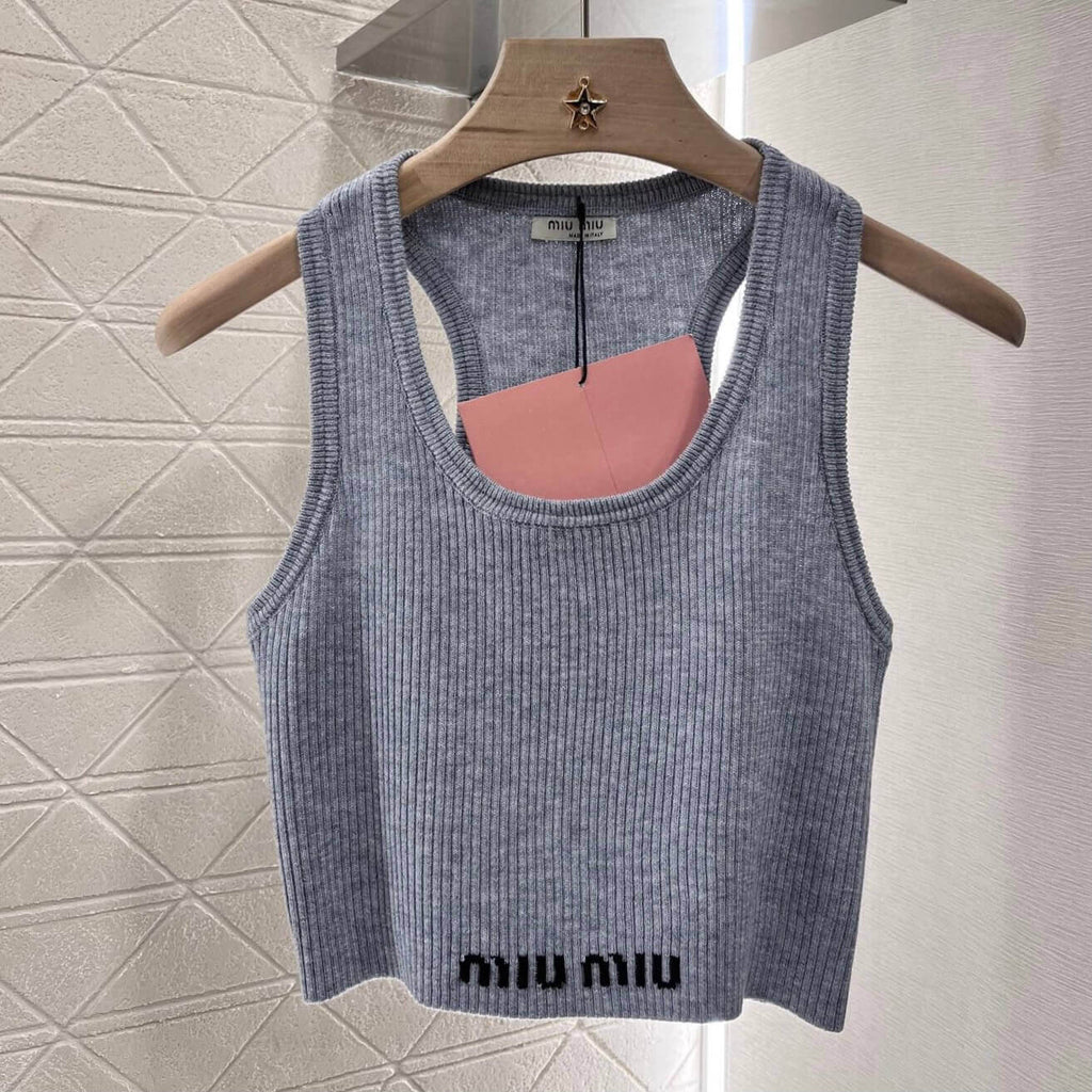 Minimalist Hem Embroidered Knitted Vest