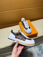 🏃 Casual shoes are a must-have for trendy men