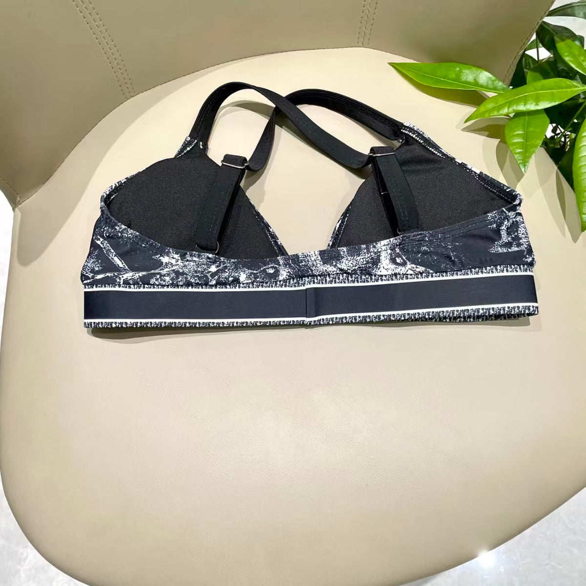 New sports swimsuit
