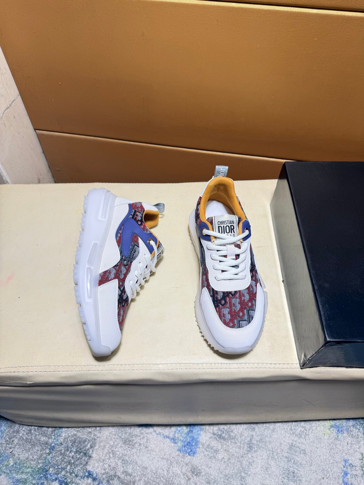 🏃 Casual shoes are a must-have for trendy men