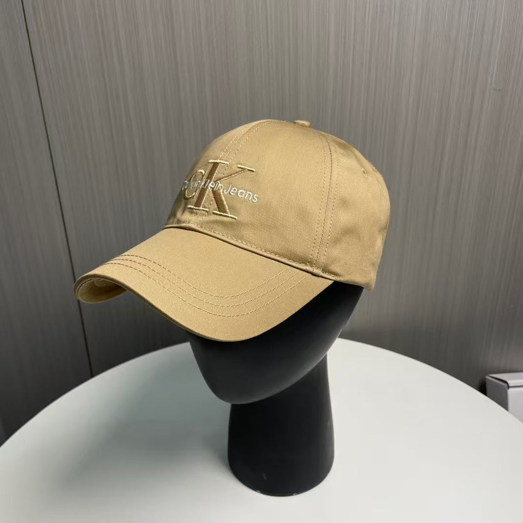 3D embroidered letter baseball cap
