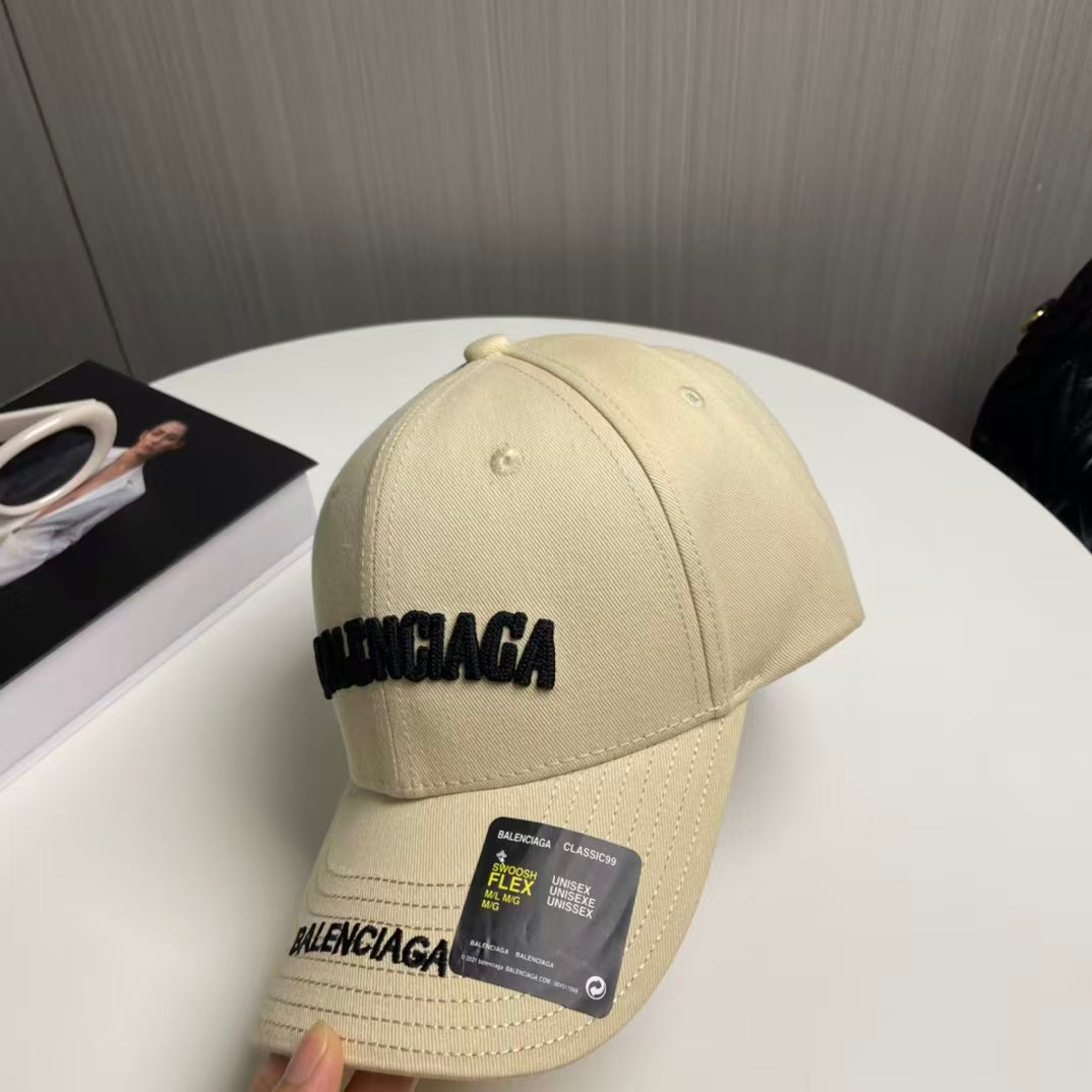 Embroidered letter new baseball cap