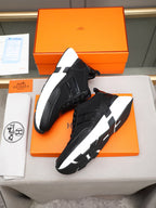 Men's casual sports shoes