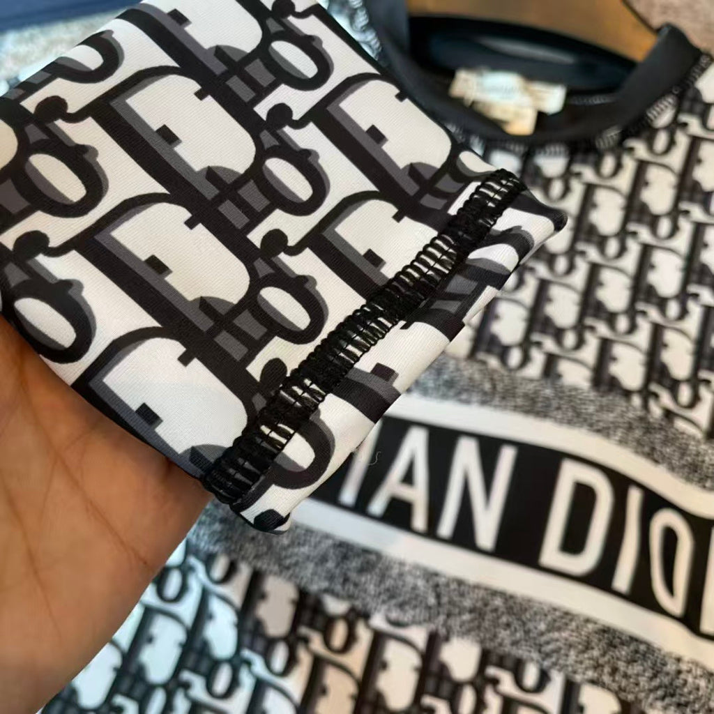 New printed sunscreen swimsuit