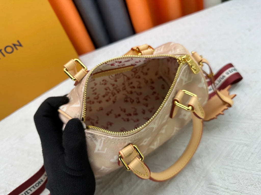 Light beige denim handbag