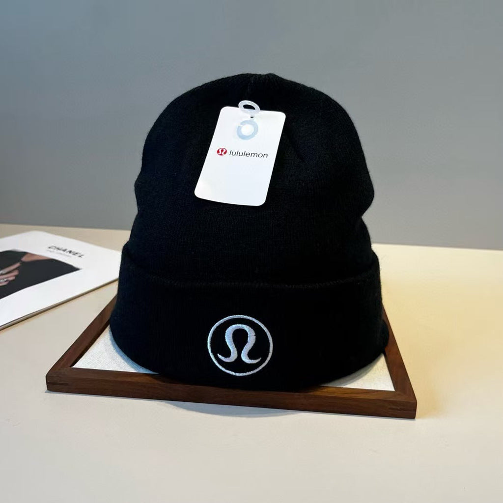 New woolen hat
