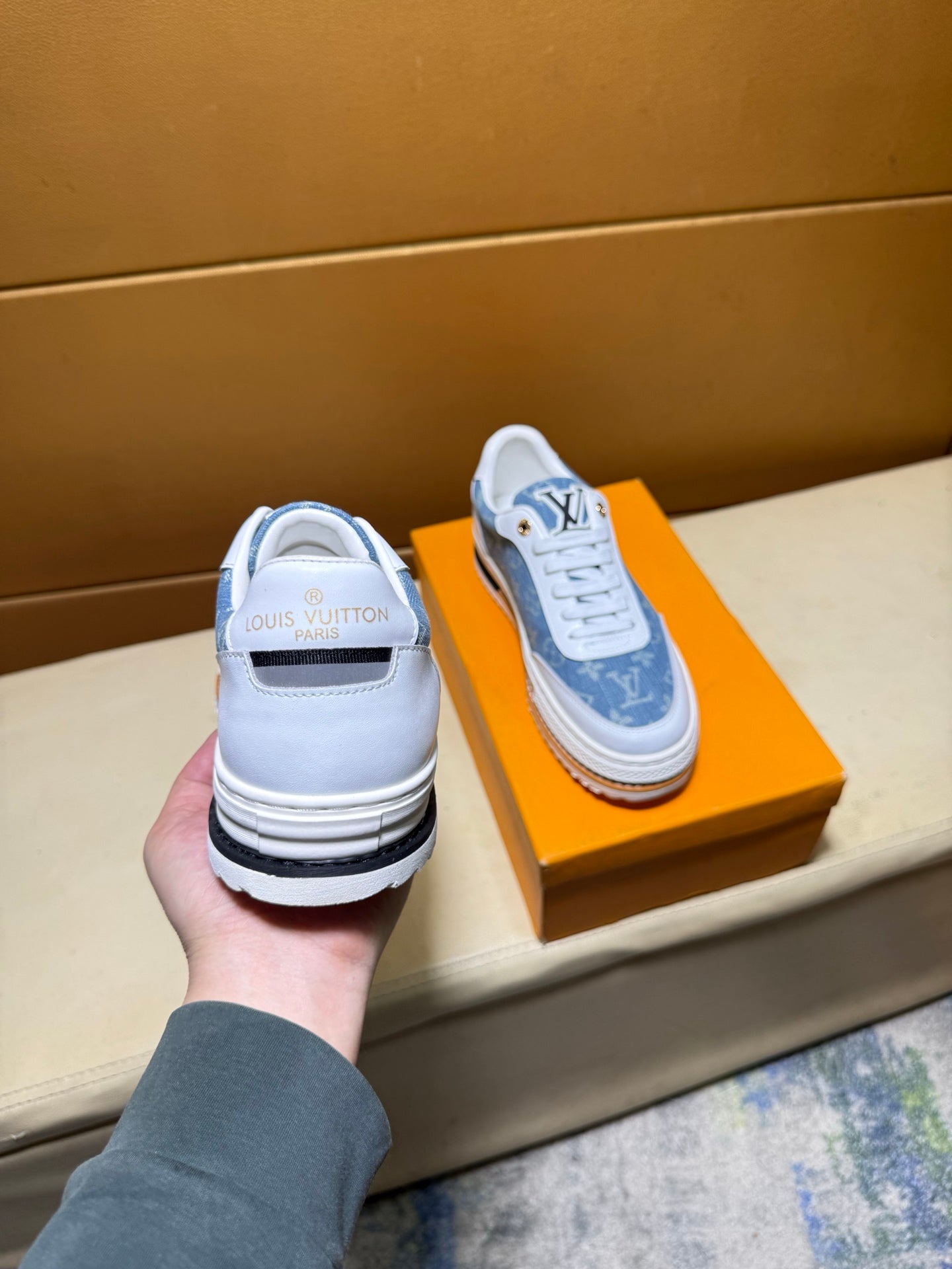 🏃 Casual shoes are a must-have for trendy men