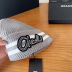 New autumn and winter hats