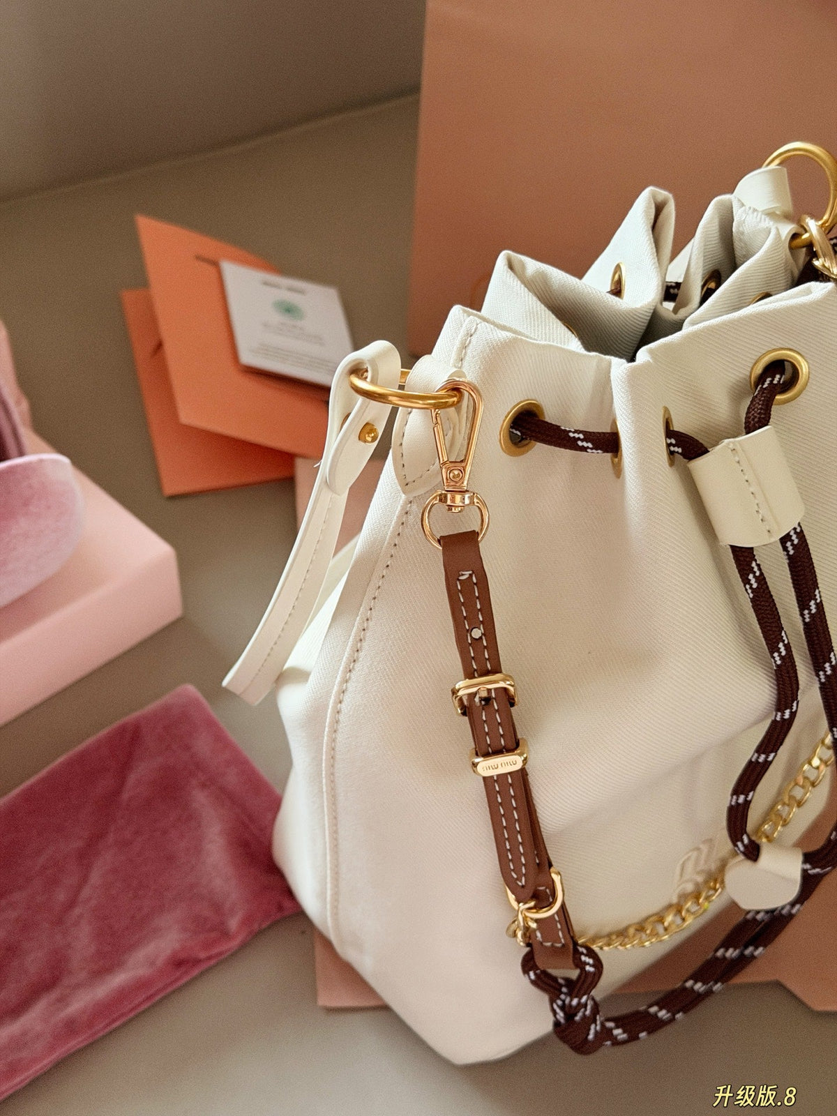 Canvas drawstring bucket bag