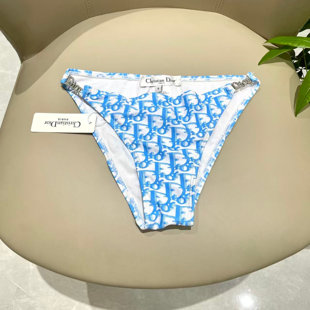 New quick drying elastic swimsuit