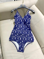 New one-piece swimsuit 👙