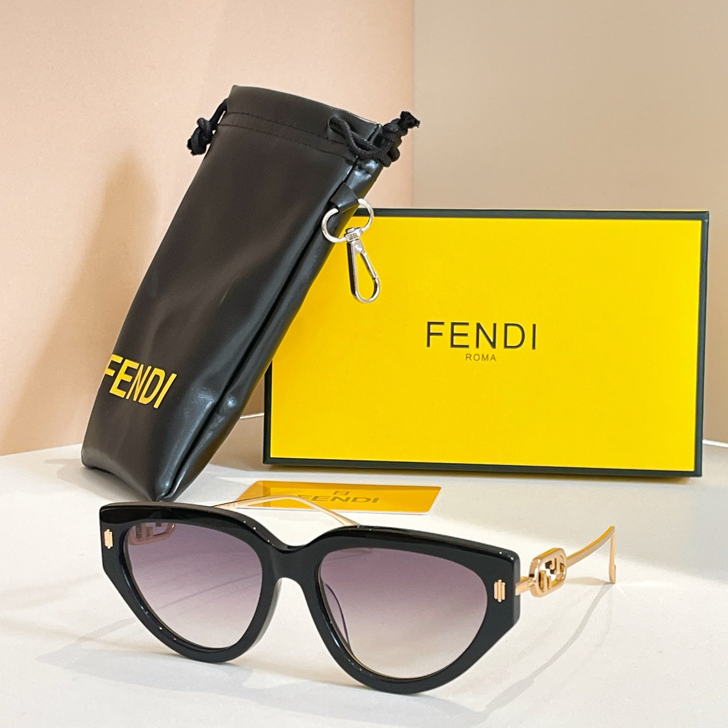 ✨ Fashion Sunglasses 2
