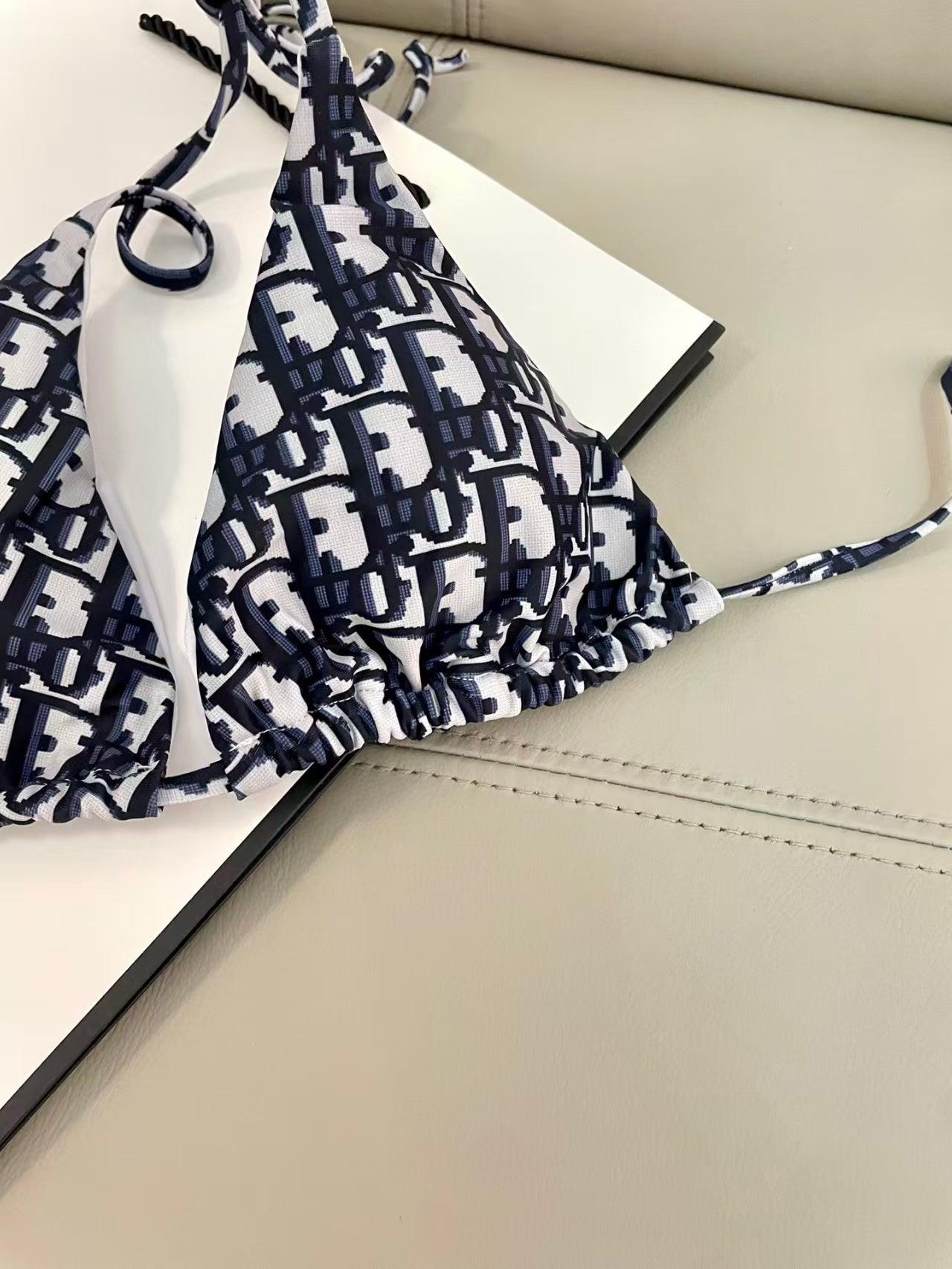 Hot selling quick drying swimsuit 👙