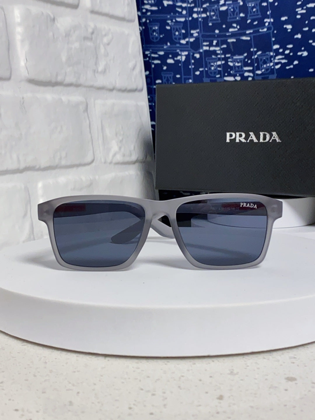 New trendy sunglasses