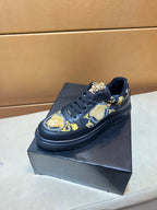 Novel and fashionable trendy shoes