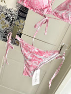 New three piece printed swimsuit