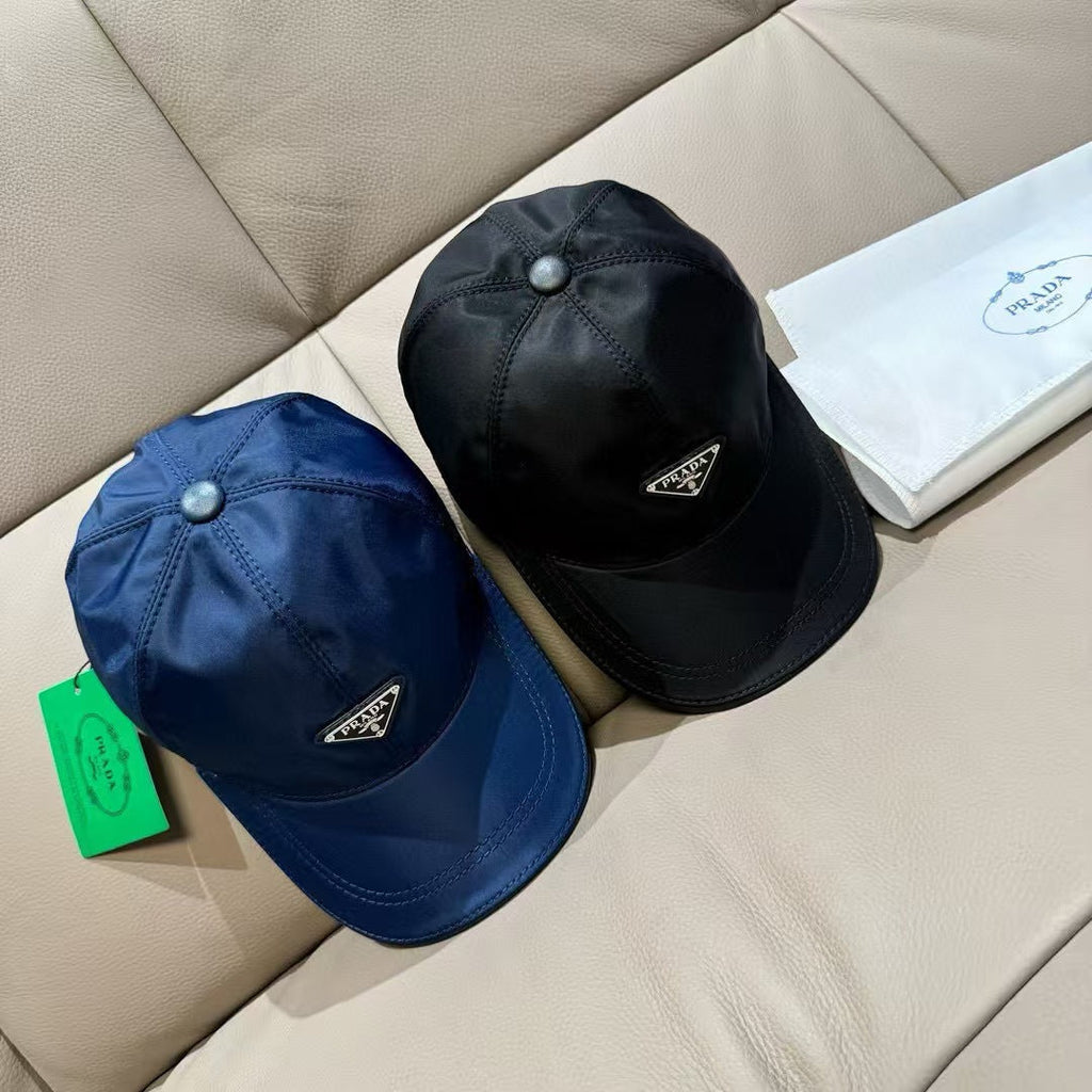 New triangular metal baseball cap