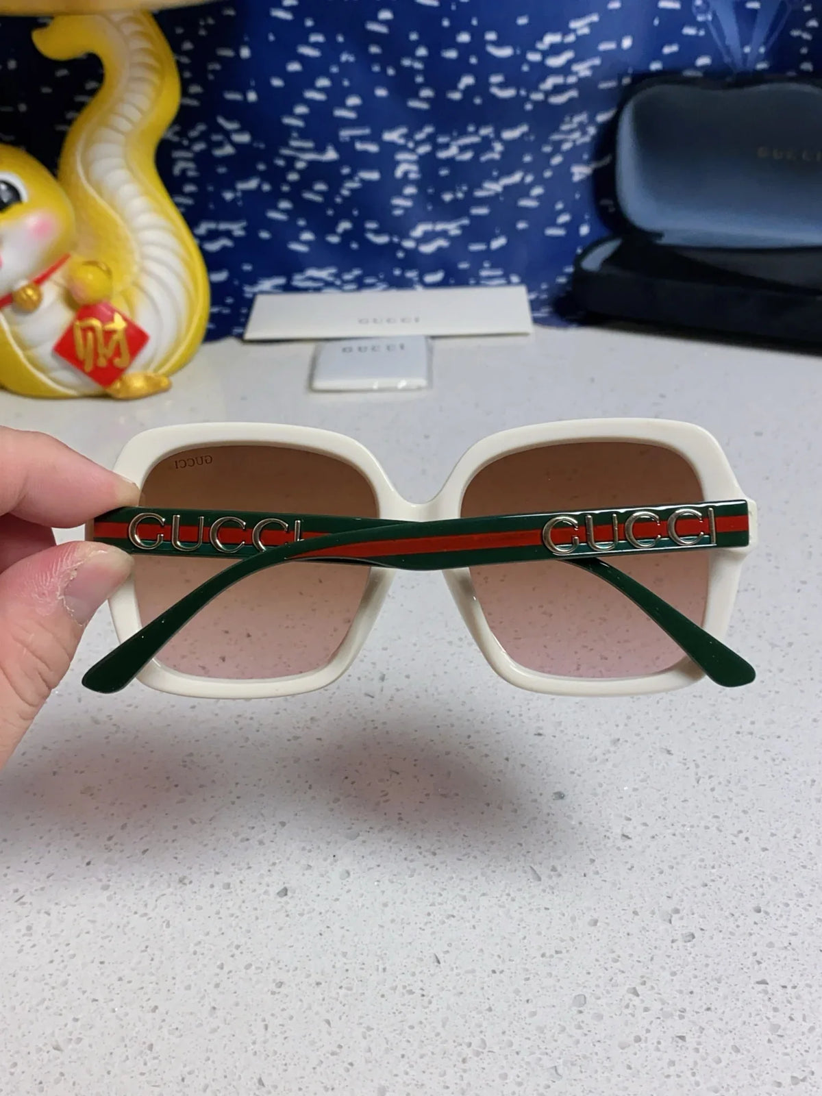 Fashionable European and American style concealed sunglasses
