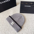 Explosive classic knitted hat