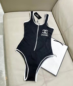 New one-piece swimsuit with chest cushion