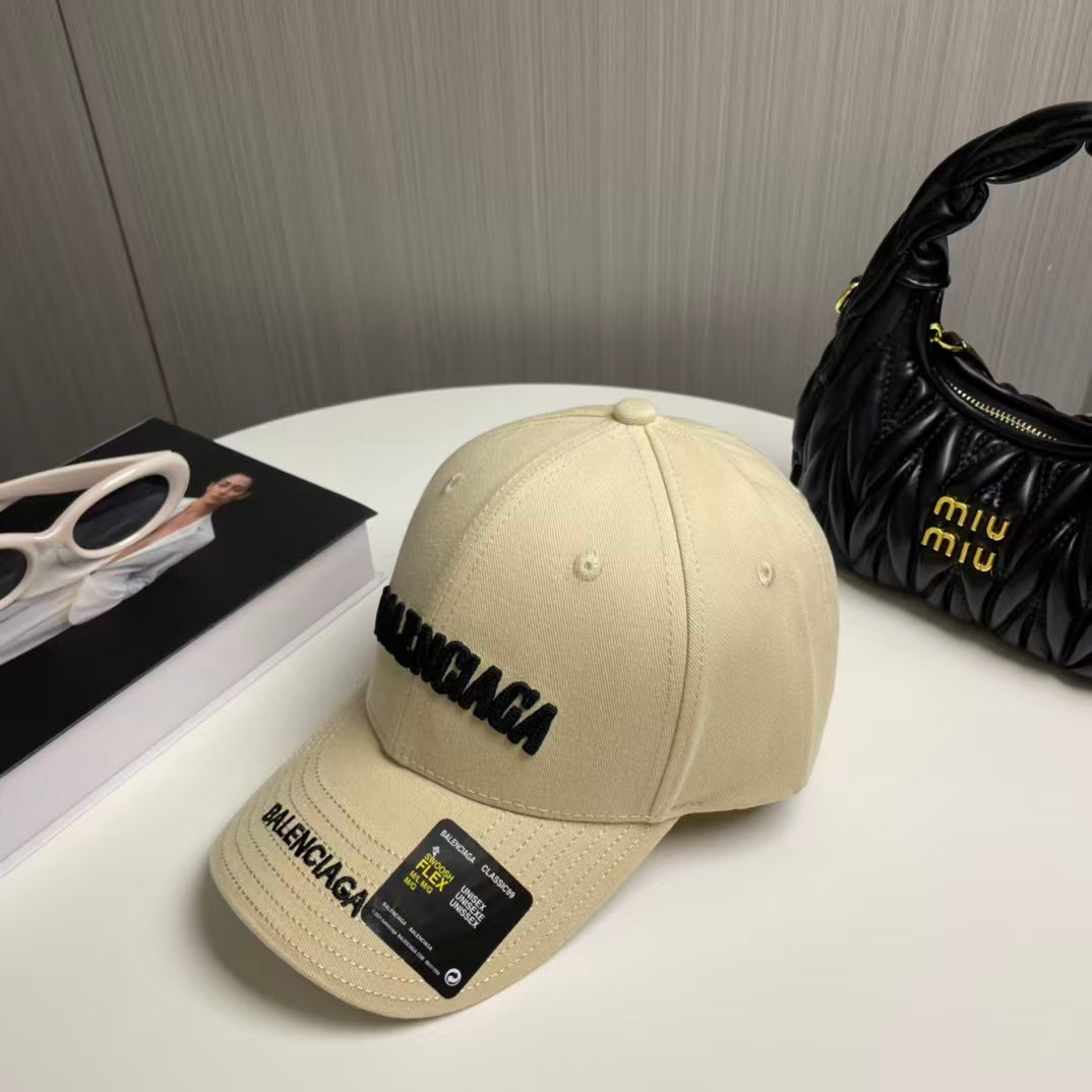 Embroidered letter new baseball cap