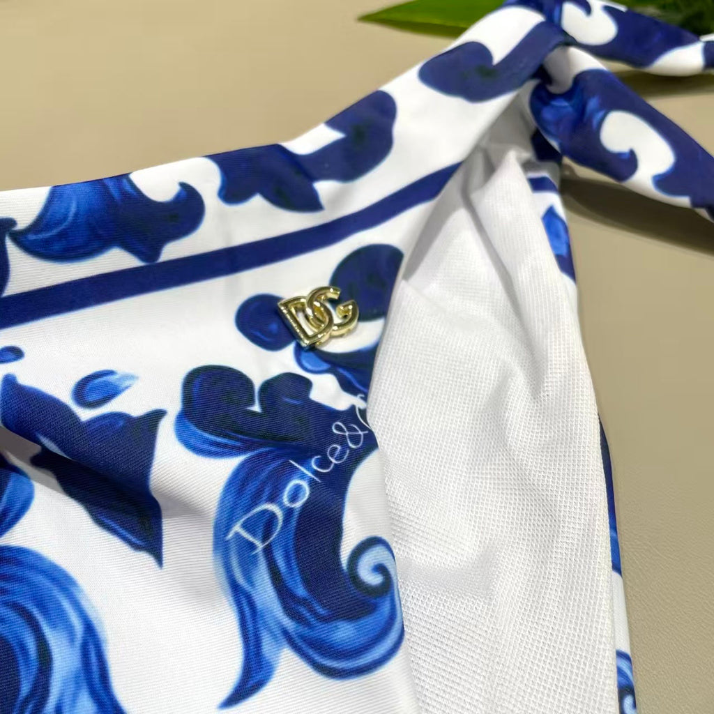 New quick drying elastic swimsuit