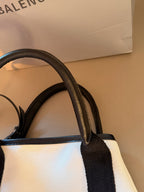 Mother and Child Trapezoidal Basket Tote Tote Bag