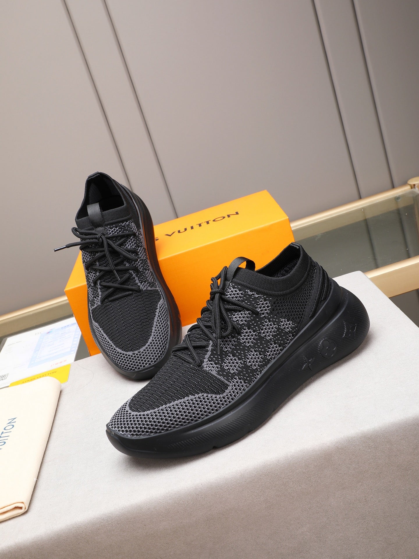 Shape embossed patchwork pattern shoe lace up series