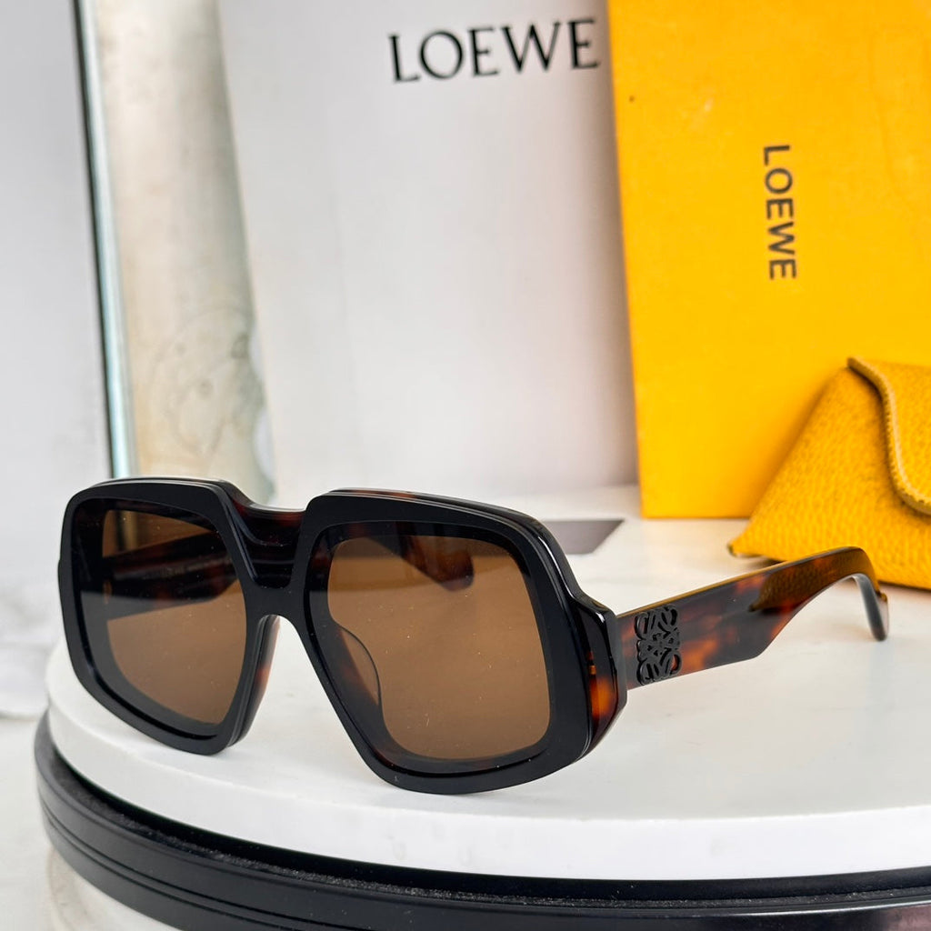 Trendy brand sunglasses