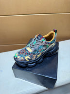 Unique modern style sports shoes