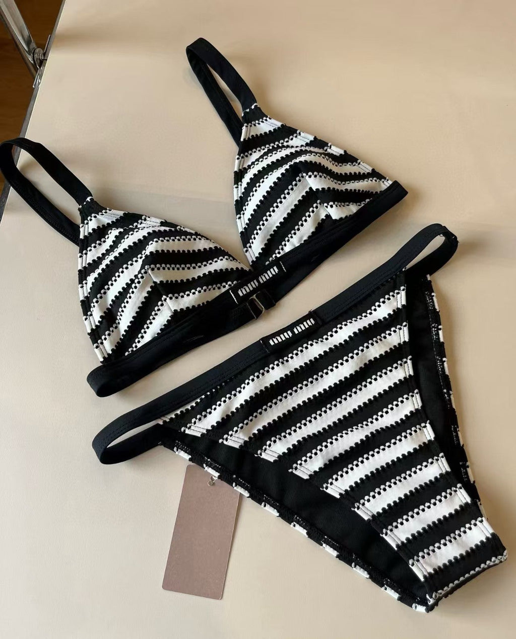 New striped split swimsuit