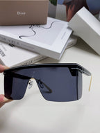 Large frame letter logo fashionable sunglasses