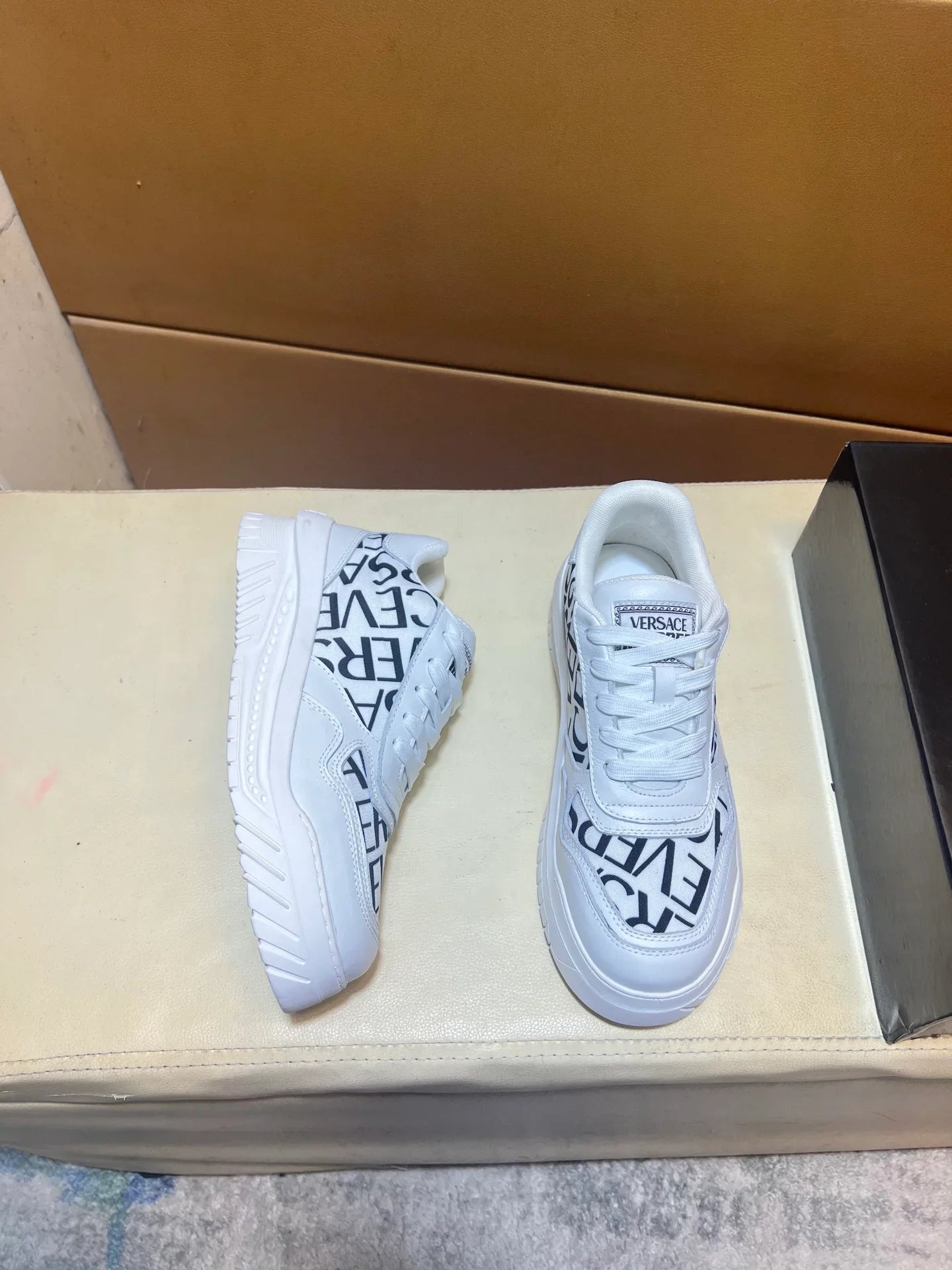 Fashion casual shoes