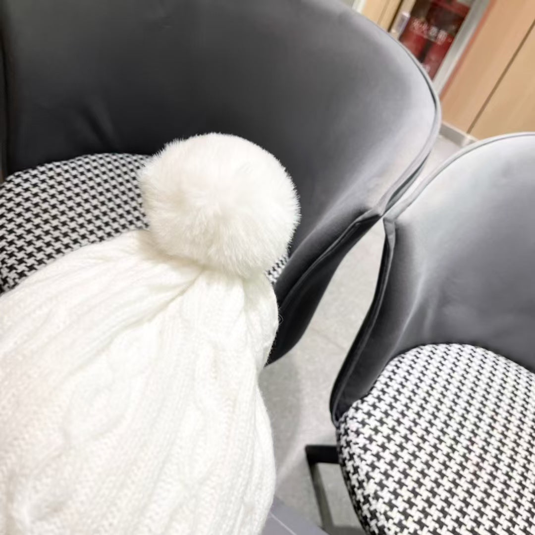 Ear protection knitted hat