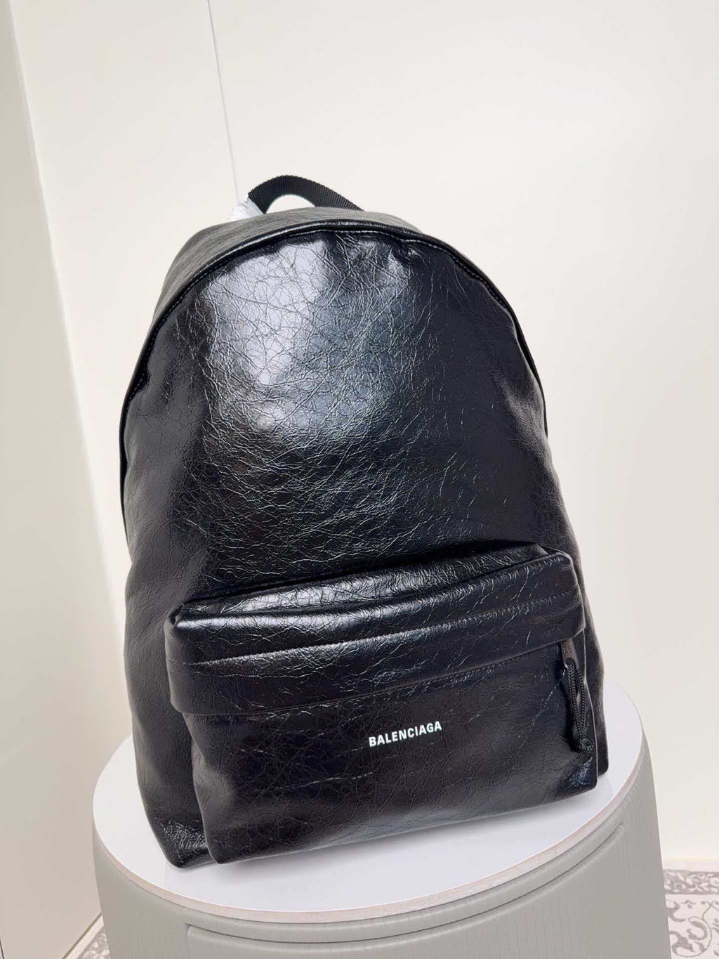 Explosive sheepskin backpack