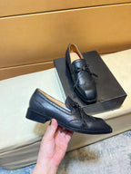 New men's shoes