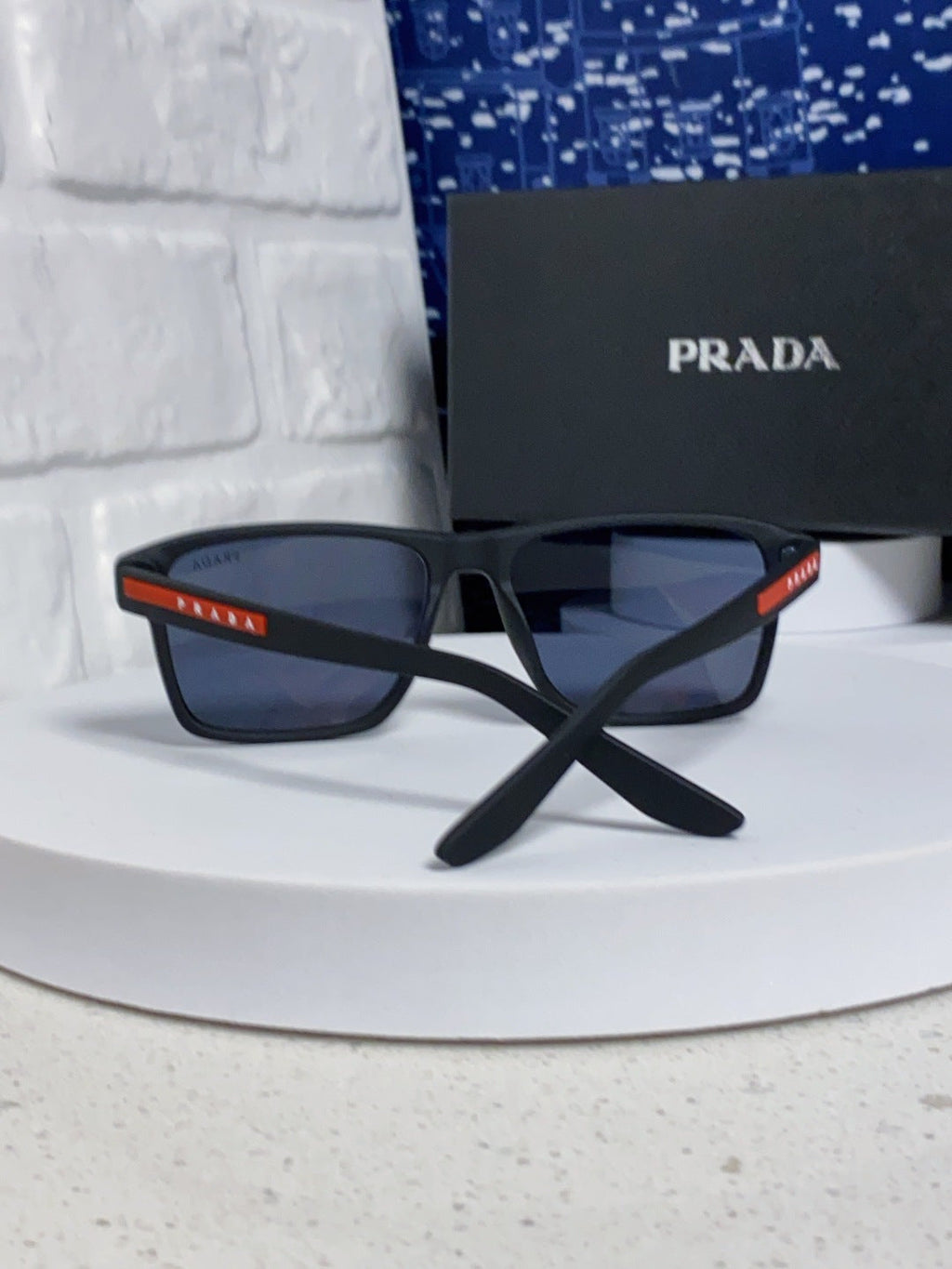 New trendy sunglasses