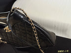 Hollow handle tote bag
