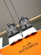 Men's casual sports shoes