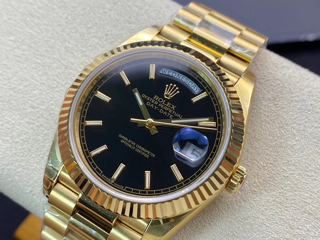 DATE-Black Yellow gold - 41mm