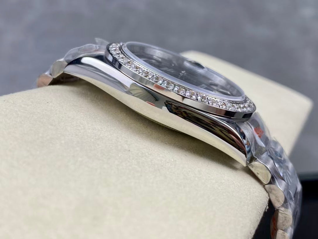 Black - Silver 904L Steel - Automatic -40mm
