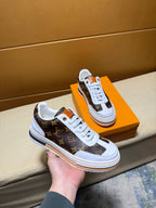 🏃 Casual shoes are a must-have for trendy men