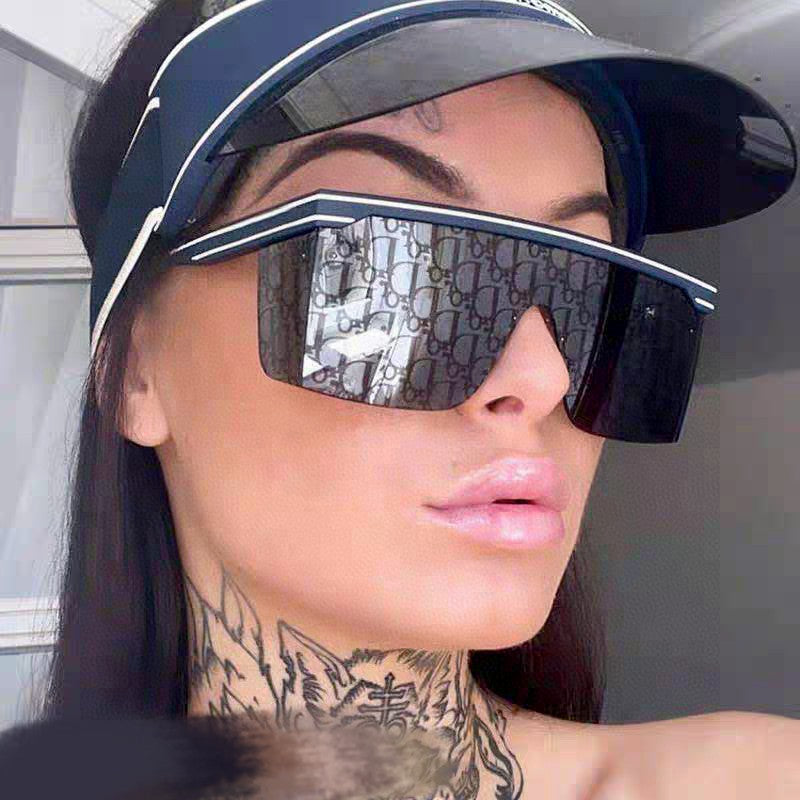 Large frame letter logo fashionable sunglasses