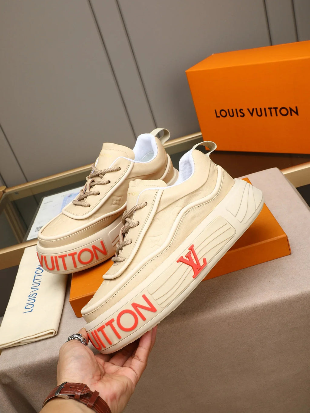 Novel and fashionable trendy shoes