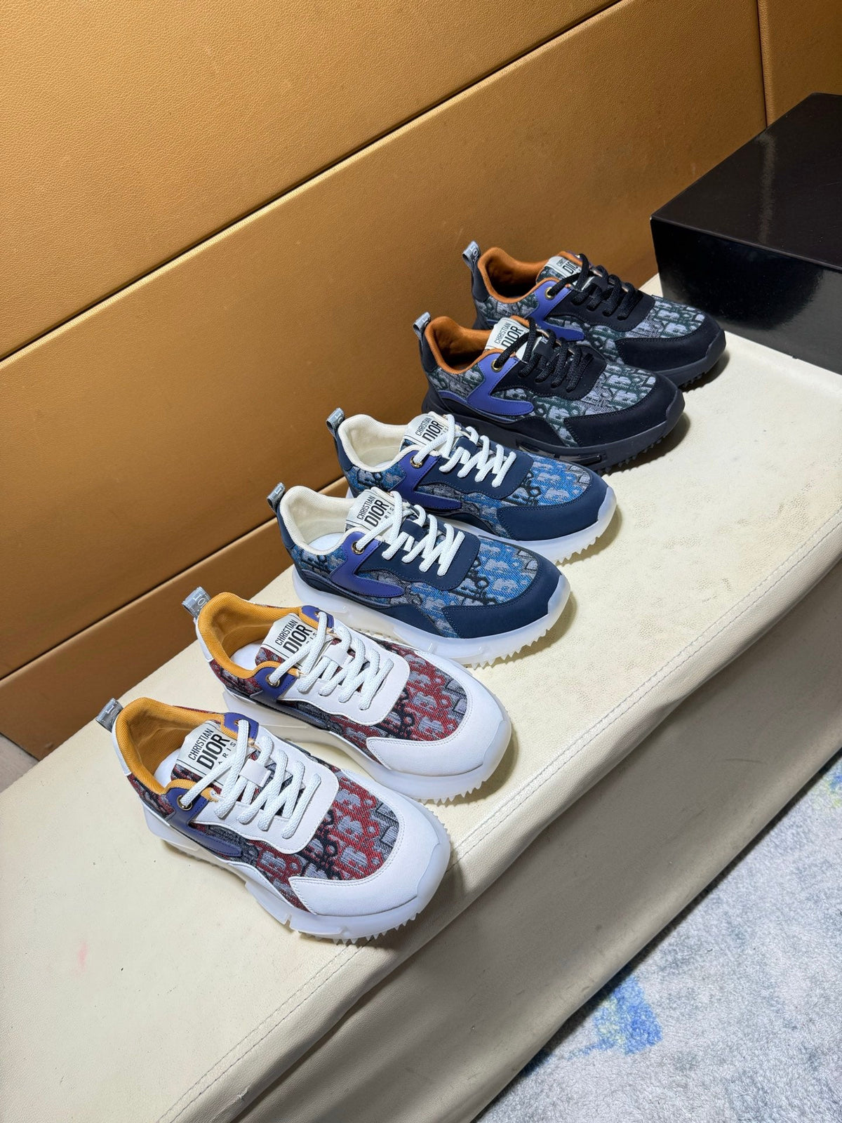 🏃 Casual shoes are a must-have for trendy men
