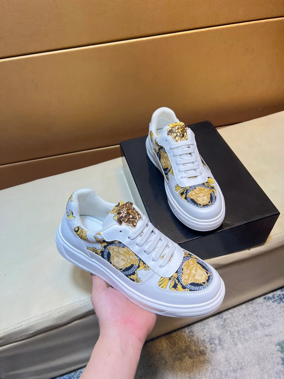 Novel and fashionable trendy shoes