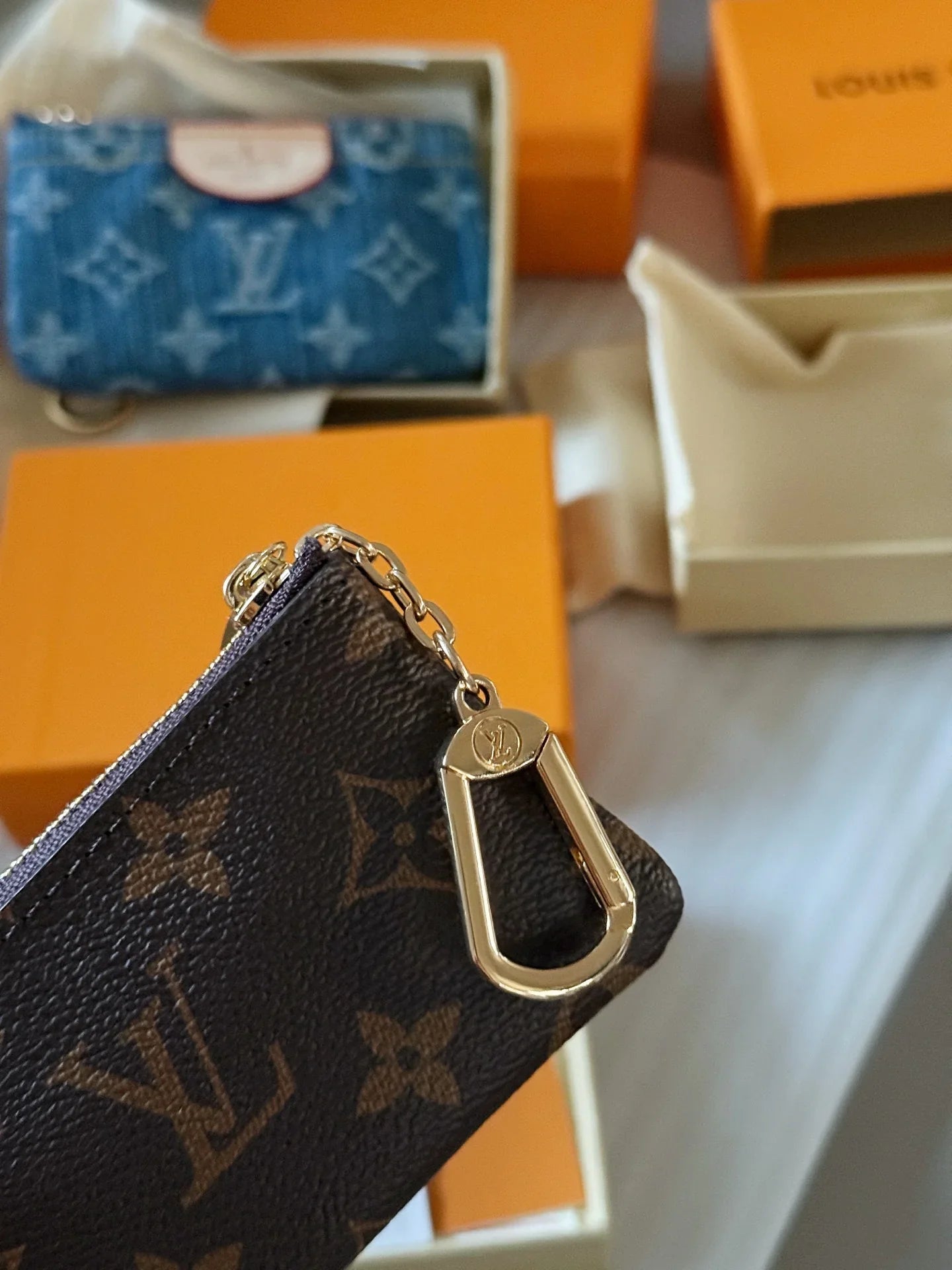 Old Flower Wallet