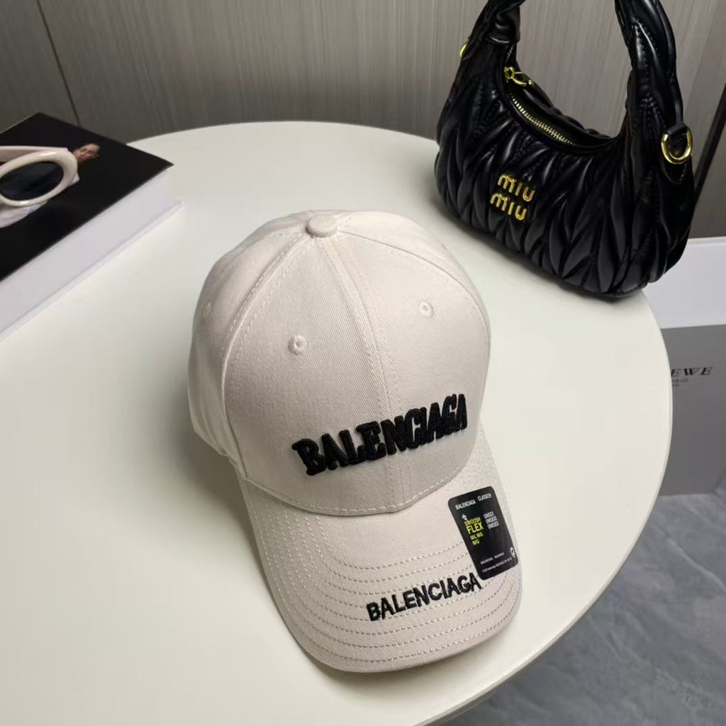 Embroidered letter new baseball cap
