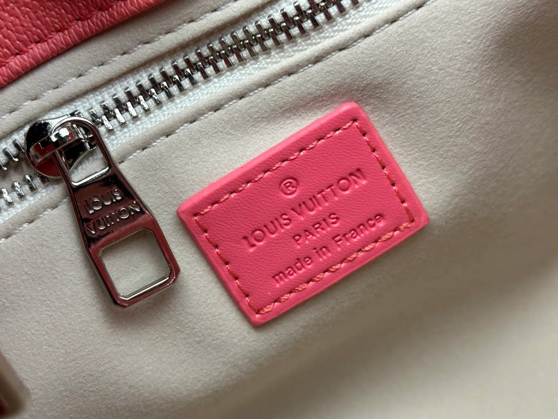 Gradient Pink Handbag